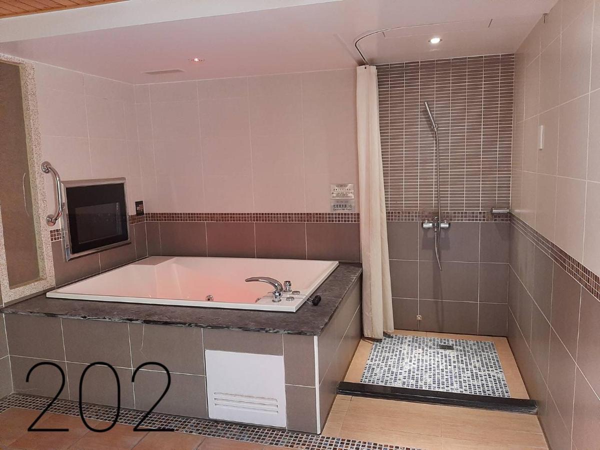 Chateau Motel & Spa Daliao Luaran gambar
